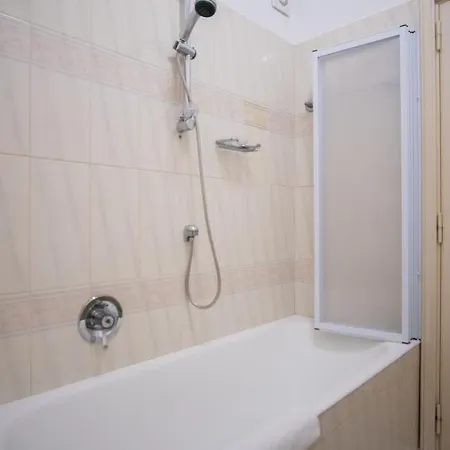 Dimora Bruno E Rubina * 卡普里